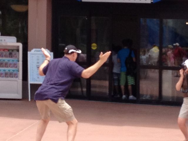 he wants to carry spaceship earth on his shoulders funny photos