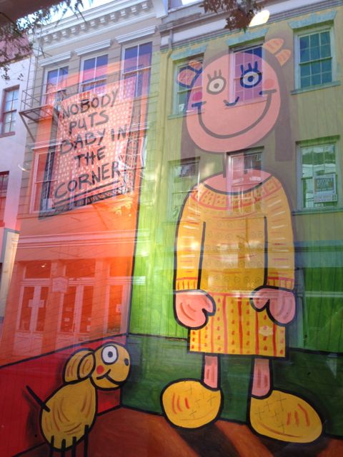 photo of New Orleans Art shop window display