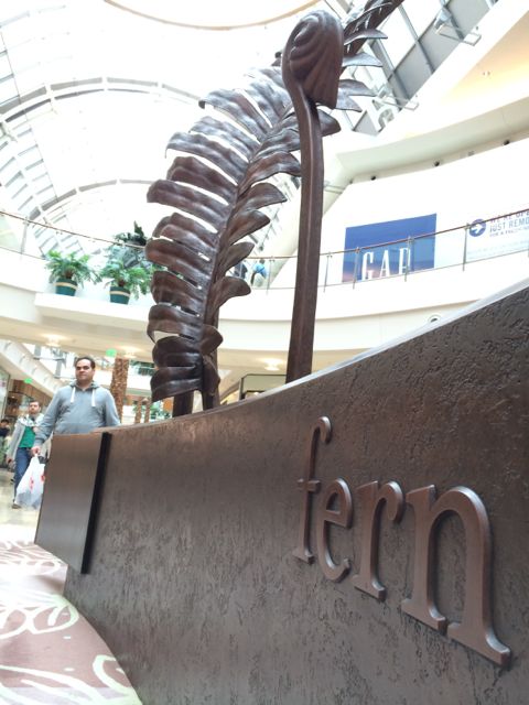 giant fern sculpture at Millenia Mall Orlando