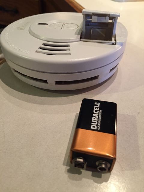 Battery powered smoke detector