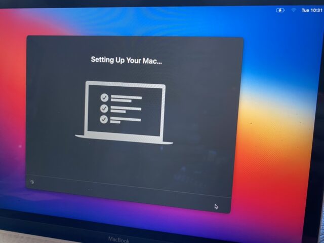 MacBook screen